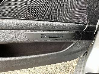 BMW 5-serie Touring 520i 184pk 8-traps aut Luxury Ed - nap - leer - stoelverw - elektr trekh + stuur - memory l+r picture 22
