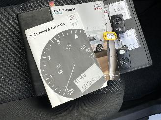 Toyota Auris 1.8 Full Hybrid 123pk aut Executive - nap - navi - camera - keyless entry + start - lmv + 4x goede banden picture 20