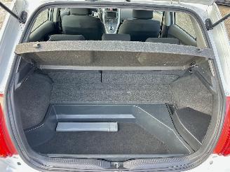 Toyota Auris 1.8 Full Hybrid 123pk aut Executive - nap - navi - camera - keyless entry + start - lmv + 4x goede banden picture 66