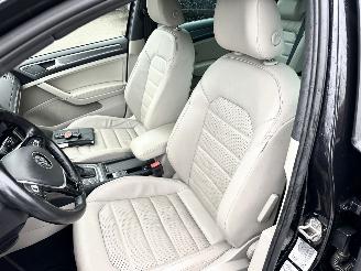 Volkswagen e-Golf 7.5 aut Highl - nap - virtual - keyless - leer - stoelverw - sfeerverl - cam - front + line + side assist picture 69