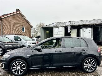 Voiture accidenté Volkswagen e-Golf 136pk aut Highline 2018/3