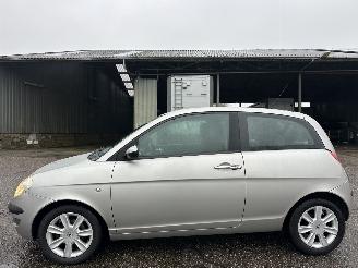 Avarii autoturisme Lancia Ypsilon 1.2-16V 80pk Argento 2005/1