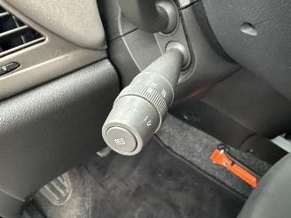 Lancia Ypsilon 1.2-16V 80pk Argento - nap - airco - cruise contr - lmv - nieuw apk 10-11-2026 - elektr ramen picture 16