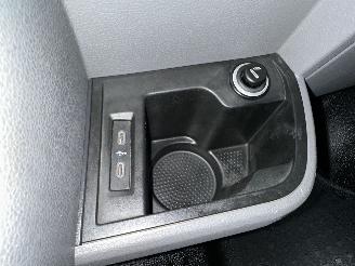 Volkswagen Transporter 2.0 TDI 150pk 6-bak Lang 3pers - 2x schuifdeur - nap - camera - navi - airco - cruise - pdc - trekh - facelift picture 47