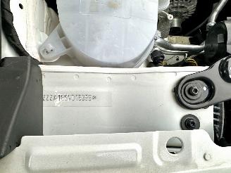 Volkswagen T-Roc 1.5 TSI 150pk 7-Traps aut Life - 7dkm nap - navi - cam - virtual - front + line + park assist - keyless picture 76