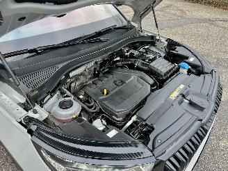 Skoda Kodiaq 1.5 TSI 150pk 7-traps aut Sportline Bus - nap - nardo grey - keyless - virtual - sfeerverl - nav - cam - memory picture 14