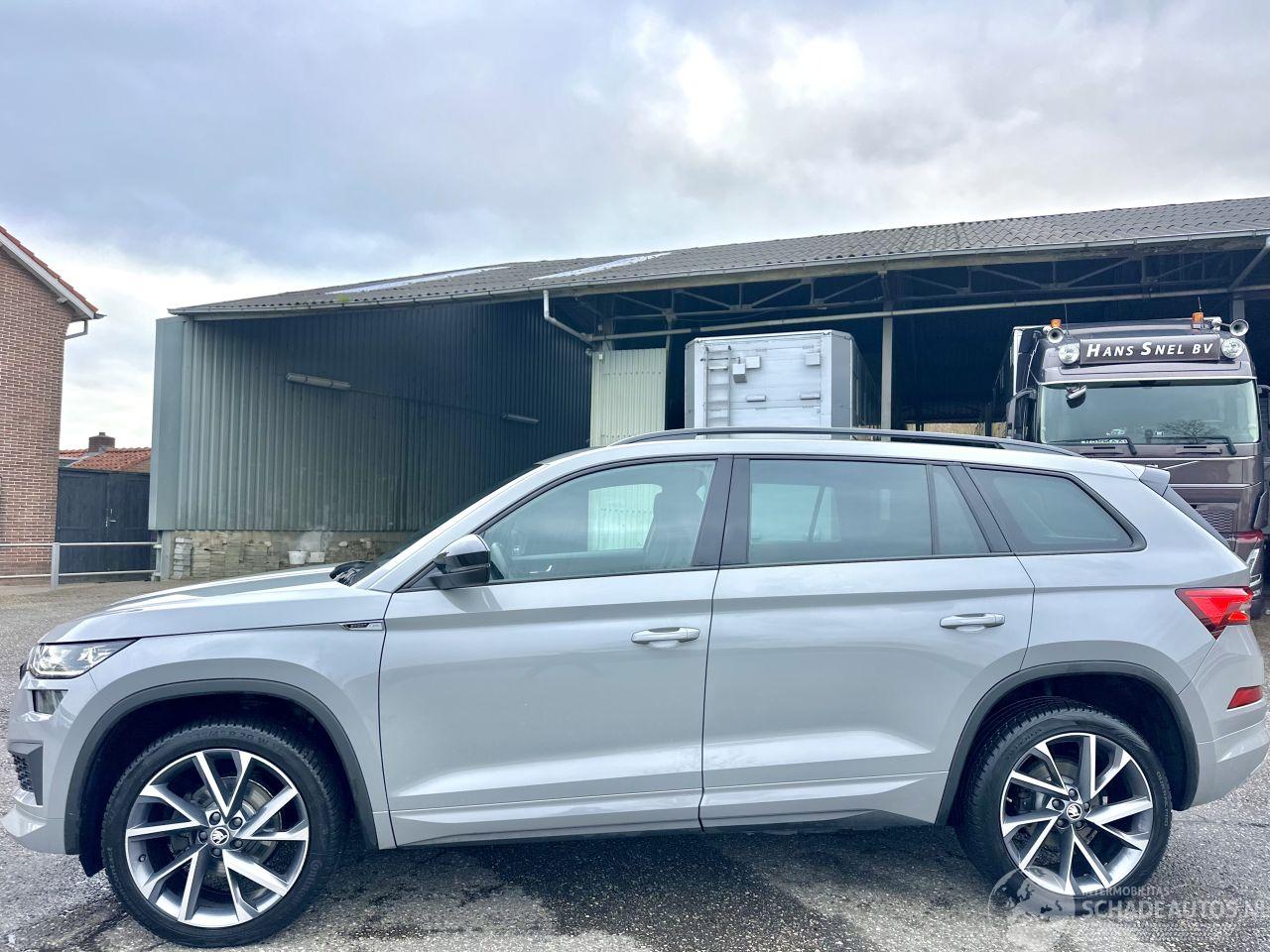 Skoda Kodiaq 1.5 TSI 150pk 7-traps aut Sportline Bus - nap - nardo grey - keyless - virtual - sfeerverl - nav - cam - memory