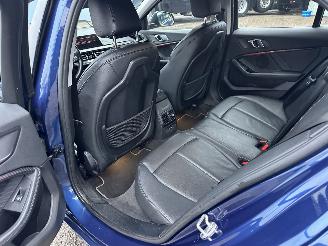 BMW 1-serie 118i 136pk 7-Traps aut High Exe - nap - virtual - nav - cam - front + line + park assist - leer + stoelverw - sfeerverl picture 67