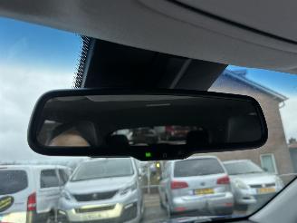 Kia e-Niro 64kWh 204pk aut DynamicPlusLine - nap - schuifdak - carplay - keyless - stuurverw - front + line assist picture 18