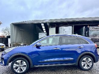 škoda osobní automobily Kia e-Niro 64kWh 204pk aut DynamicPlusLine - nap - schuifdak - carplay - keyless - stuurverw - front + line assist 2021/11