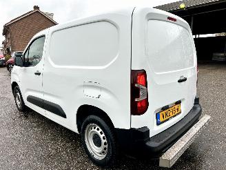 Citroën Berlingo 1.5 BlueHDI 99pk 6-bak euro6 Club - nap - airco - cruise - pdc - carplay - schuif + klapdeuren picture 7