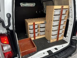 Citroën Berlingo 1.5 BlueHDI 99pk 6-bak euro6 Club - nap - airco - cruise - pdc - carplay - schuif + klapdeuren picture 14