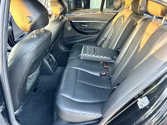 BMW 3-serie 330e 245pk 8-traps aut + f1 high exe - 112dkm nap - harman  - stuur + stoelverw v+a - 360cam - head up - elektr rollo picture 52