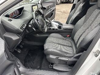 Peugeot 3008 1.2 Turbo 131pk 6-bak Premium - nap - navi - cam - virtual - elektr klep - 19 inch - line assist - keyless - pdc v+a picture 59