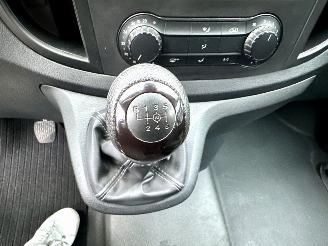 Mercedes Vito Tourer 110 CDI 102pk extra lang 9 Pers - nap - 1e eig - airco - cruise - getint glas - privacy glass - side bars picture 22