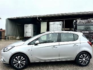 damaged passenger cars Opel Corsa-E gereserveerd 1.0 Turbo 90pk 6-bak online edition 5drs - nap - stuurverw + stoelverw - pdc v+a - airco - cruise 2017/9