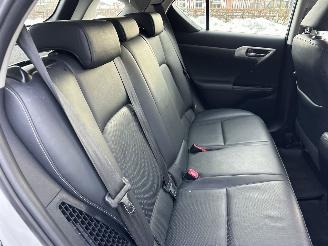 Lexus Ct 200h Hybrid 123pk aut Luxury Line - nap - nav - leer - camera - memory - xenon - pdc v+a - keyless picture 65