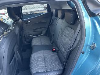 Renault Clio gereserveerd 1.6 E-Tech Hybrid 8-traps aut 140 Intens - nap - 360cam - keyless - navi - front + line + side + park assist - virtual picture 61