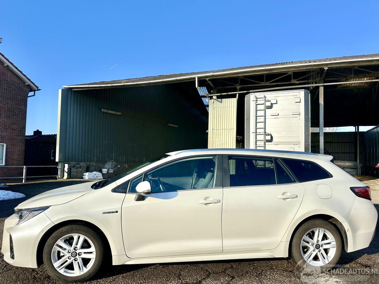 Suzuki Swace gereserveerd 1.8 Hybrid 148pk aut Style - front + line + side + park assist - camera - keyless - stoelverw - stuurverw - parelmoer