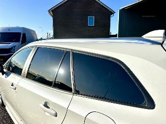 Suzuki Swace gereserveerd 1.8 Hybrid 148pk aut Style - front + line + side + park assist - camera - keyless - stoelverw - stuurverw - parelmoer picture 9