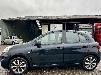 krockskadad bil auto Nissan Micra 1.2i 80pk Connect Edition 5drs - navi - clima - cruise - pdc v+a - licht + regensensor - gebruikerssporen 2014/3