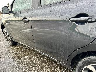 Nissan Micra gereserveerd 1.2i 80pk Connect Edition 5drs - navi - clima - cruise - pdc v+a - licht + regensensor - gebruikerssporen picture 65