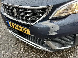 Peugeot 5008 1.2T 131pk 6-traps aut + F1 Crossway 7Pers - navi - leer - virtual - camera v+a - line + side assist - 50dkm picture 10