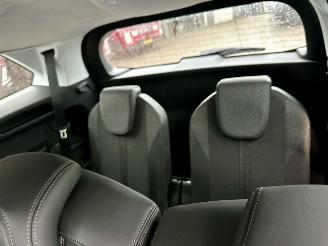 Peugeot 5008 1.2T 131pk 6-traps aut + F1 Crossway 7Pers - navi - leer - virtual - camera v+a - line + side assist - 50dkm picture 84