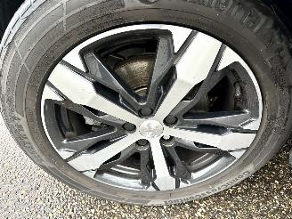 Peugeot 5008 1.2T 131pk 6-traps aut + F1 Crossway 7Pers - navi - leer - virtual - camera v+a - line + side assist - 50dkm picture 96