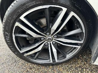 Volvo V-60 2.0 B4 Hybrid 8-traps aut R-Design - nap - virtual - leer - stuur + stoelverw - trekh - front + line + side assist picture 99