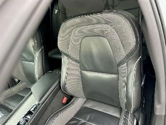 Volvo V-60 2.0 B4 Hybrid 8-traps aut R-Design - nap - virtual - leer - stuur + stoelverw - trekh - front + line + side assist picture 51