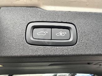 Volvo V-60 2.0 B4 Hybrid 8-traps aut R-Design - nap - virtual - leer - stuur + stoelverw - trekh - front + line + side assist picture 75