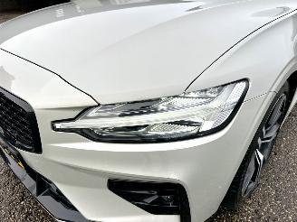 Volvo V-60 2.0 B4 Hybrid 8-traps aut R-Design - nap - virtual - leer - stuur + stoelverw - trekh - front + line + side assist picture 113