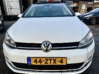 Volkswagen Golf 1.2 TSI 105pk 6-bak Highl 5drs - pano - nap - xenon - massage - navi - stoelverw - half leer - bearlock picture 105