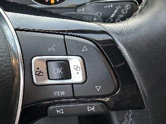 Volkswagen Golf 1.5 TSI 131pk 7-Traps aut + f1 comf bns 5drs - carplay - front assist - acc - pdc v+a - inkl trekh - privacy glass picture 29