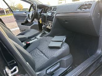 Volkswagen Golf 1.5 TSI 131pk 7-Traps aut + f1 comf bns 5drs - carplay - front assist - acc - pdc v+a - inkl trekh - privacy glass picture 20