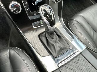 Volvo V-60 2.4 D5 Hybrid aut AWD R-Design - schuifdak - leer - nav - cam - front + line + side assist - harman/kardon picture 34
