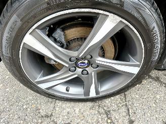 Volvo V-60 2.4 D5 Hybrid aut AWD R-Design - schuifdak - leer - nav - cam - front + line + side assist - harman/kardon picture 70