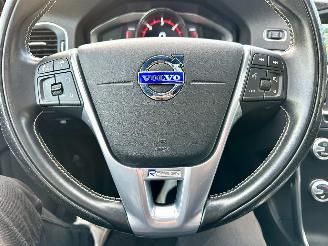 Volvo V-60 2.4 D5 Hybrid aut AWD R-Design - schuifdak - leer - nav - cam - front + line + side assist - harman/kardon picture 47
