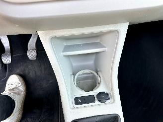 Seat Mii 1.0i 75pk Style Chic 5drs - pano - nap - navi - city safety system - pdc - stoelverw - cruise contr picture 31