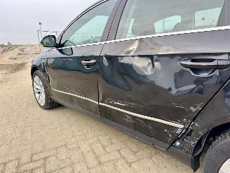 Volkswagen Passat 2.0 FSI 150pk 6-Traps automaat Comf Bus - nap - clima - cruise - navi - pdc v+a - licht + regensensor picture 80