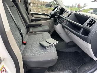 Volkswagen Transporter Kombi 2.0 TDI 150pk 7-traps dsg aut highline 9Pers - nap - navi - airco - cruise - pdc v+a - euro.6 picture 21