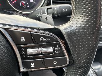 Kia Proceed 1.4 T-GDI 140pk 7-Traps aut GT-Line - nap - pano - front + line assist - stuur + stoelverw - cam - navi - keyless picture 17