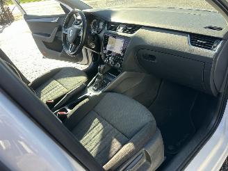 Skoda Octavia 1.5 TSI 150pk 7-Traps aut Greentech Style - nap - navi - carplay - keyless entry - pdc v+a + park assist picture 23