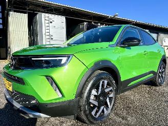 Opel Mokka-E 136pk aut 50kWh Business Elegance - 14dkm nap - line + side assist - navi - keyless - camera - pdc v+a picture 2