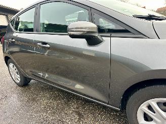 Ford Fiesta 1.0 EcoBoost Connected 5drs - 69dkm nap - navi - line + park assist - pdc v+a - airco - cruise - rijdbaar picture 54