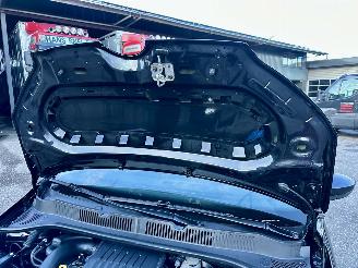 Volkswagen Up! 1.0i 65pk BMT 5drs - nap - clima - camera - cruise - pdc - licht + regensensor - line assist picture 80