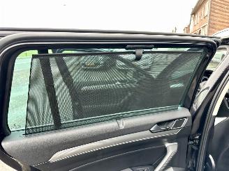 Volkswagen Passat gereserveerd 2.0 Bi-TDI 4Motion 239pk aut R-Line - pano - 360cam - massage - leer - virtual - keyless - front + line + side assist picture 41