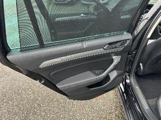 Volkswagen Passat gereserveerd 2.0 Bi-TDI 4Motion 239pk aut R-Line - pano - 360cam - massage - leer - virtual - keyless - front + line + side assist picture 43