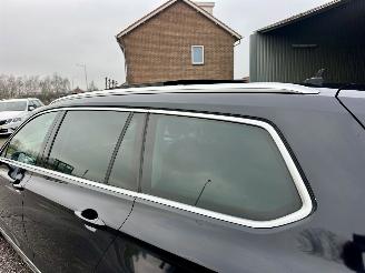 Volkswagen Passat gereserveerd 2.0 Bi-TDI 4Motion 239pk aut R-Line - pano - 360cam - massage - leer - virtual - keyless - front + line + side assist picture 129